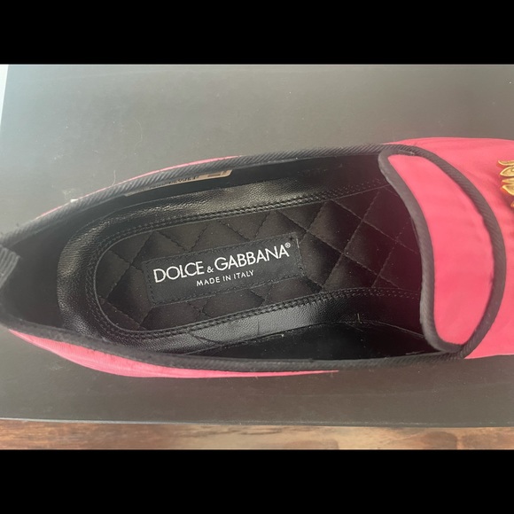 Dolce and Gabanna women’s pink silk Amore flat loafers. Worn once. Size 39. - Picture 3 of 8